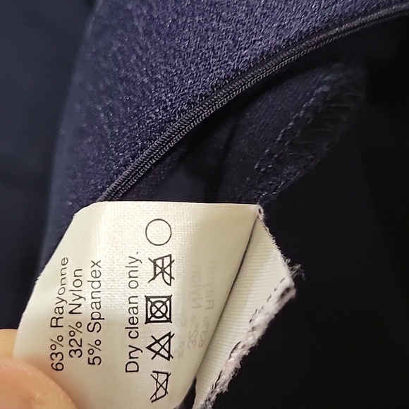 J.Crew Pixie Pants Dark Blue Leggings With Zip Up Back Size 00R - Picture 11 of 12